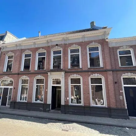 City Center Located City Villa Tilburg Alexander Exterior photo